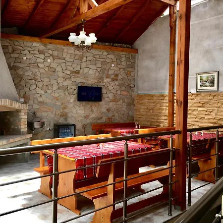 Affittacamere семила